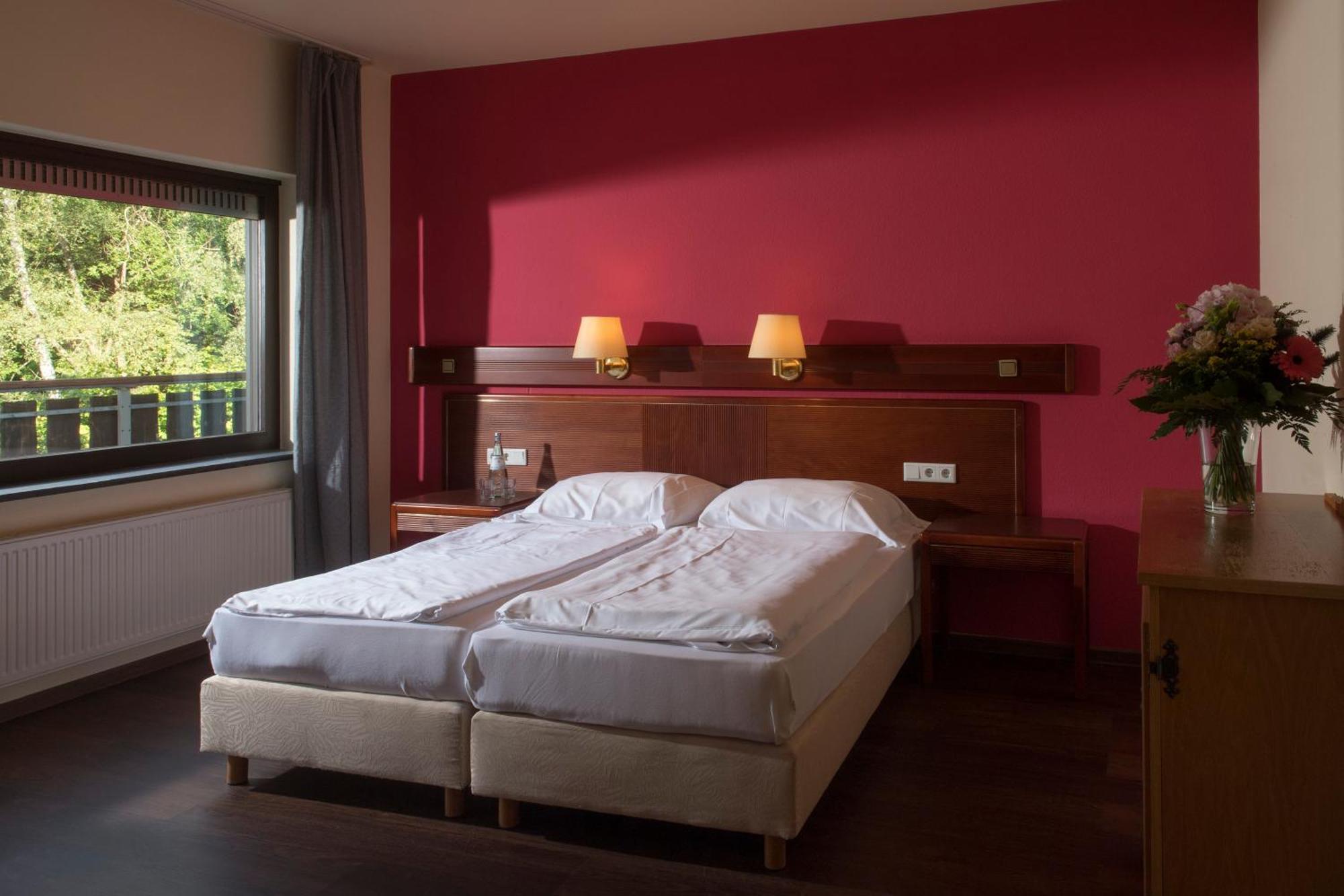 Sauerland Alpin Hotel Schmallenberg Exterior photo